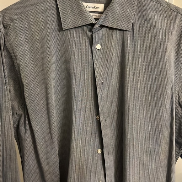 SALE!!!!MENS CALVIN KLEIN DRESS SHIRT 5/25!!! 🔥🔥 - Picture 8 of 8
